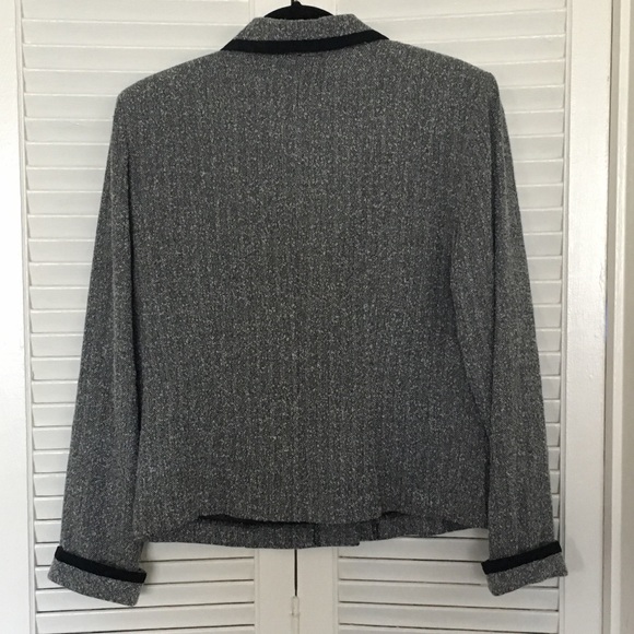 Light Weight Gray Blazer Jacket - Picture 3 of 3